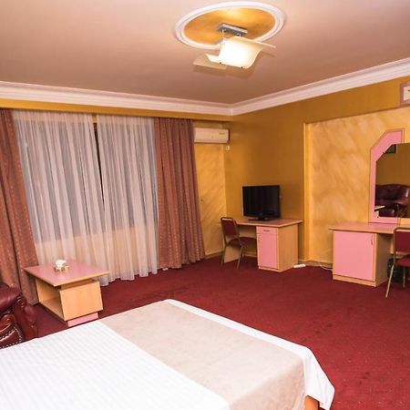 Nor Dzoraberd Hotel Complex Jerevan Exteriör bild