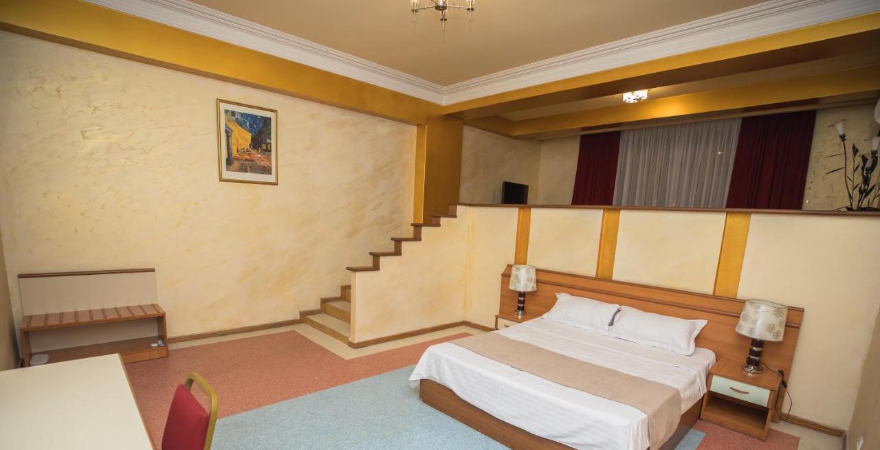 Nor Dzoraberd Hotel Complex Jerevan Exteriör bild