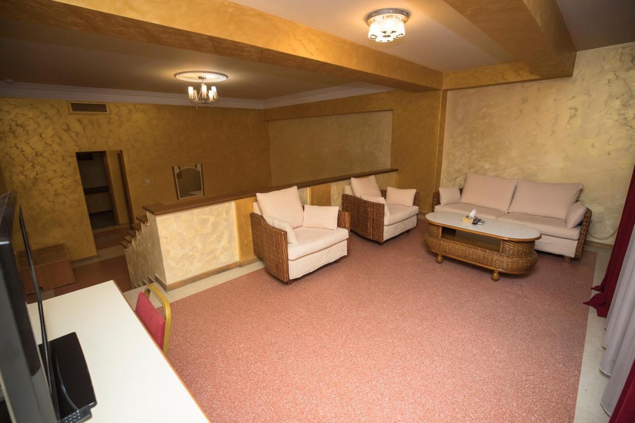 Nor Dzoraberd Hotel Complex Jerevan Exteriör bild