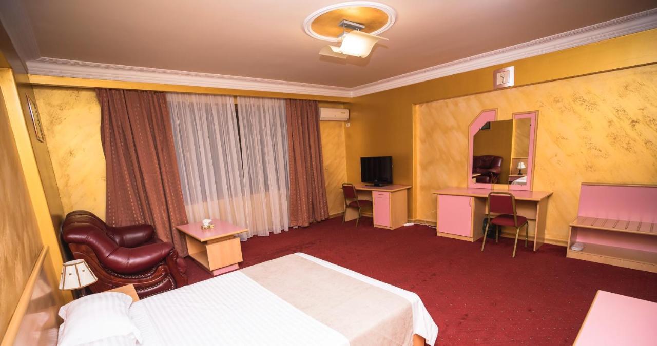 Nor Dzoraberd Hotel Complex Jerevan Exteriör bild